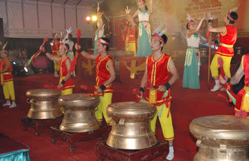 Nhập linh 100 Trống đồng Thăng Long- Hà Nội